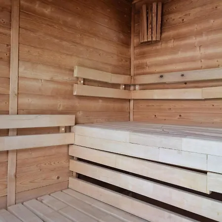 Tatil Evi Pleasant Holiday With Sauna And Jacuzzi In Courtil