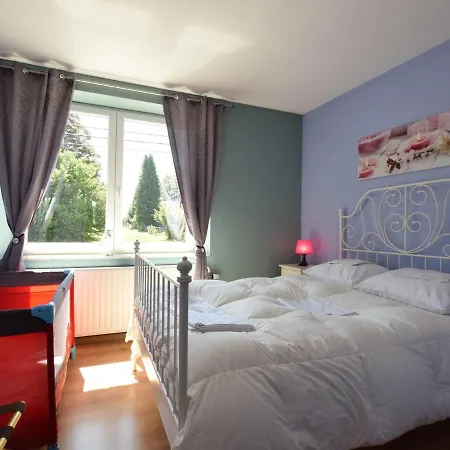 Tatil Evi Pleasant Holiday With Sauna And Jacuzzi In Courtil Gouvy
